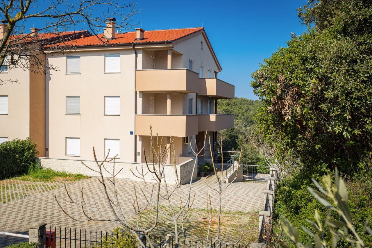 Seaside Apartment Lara Banjole Εξωτερικό φωτογραφία